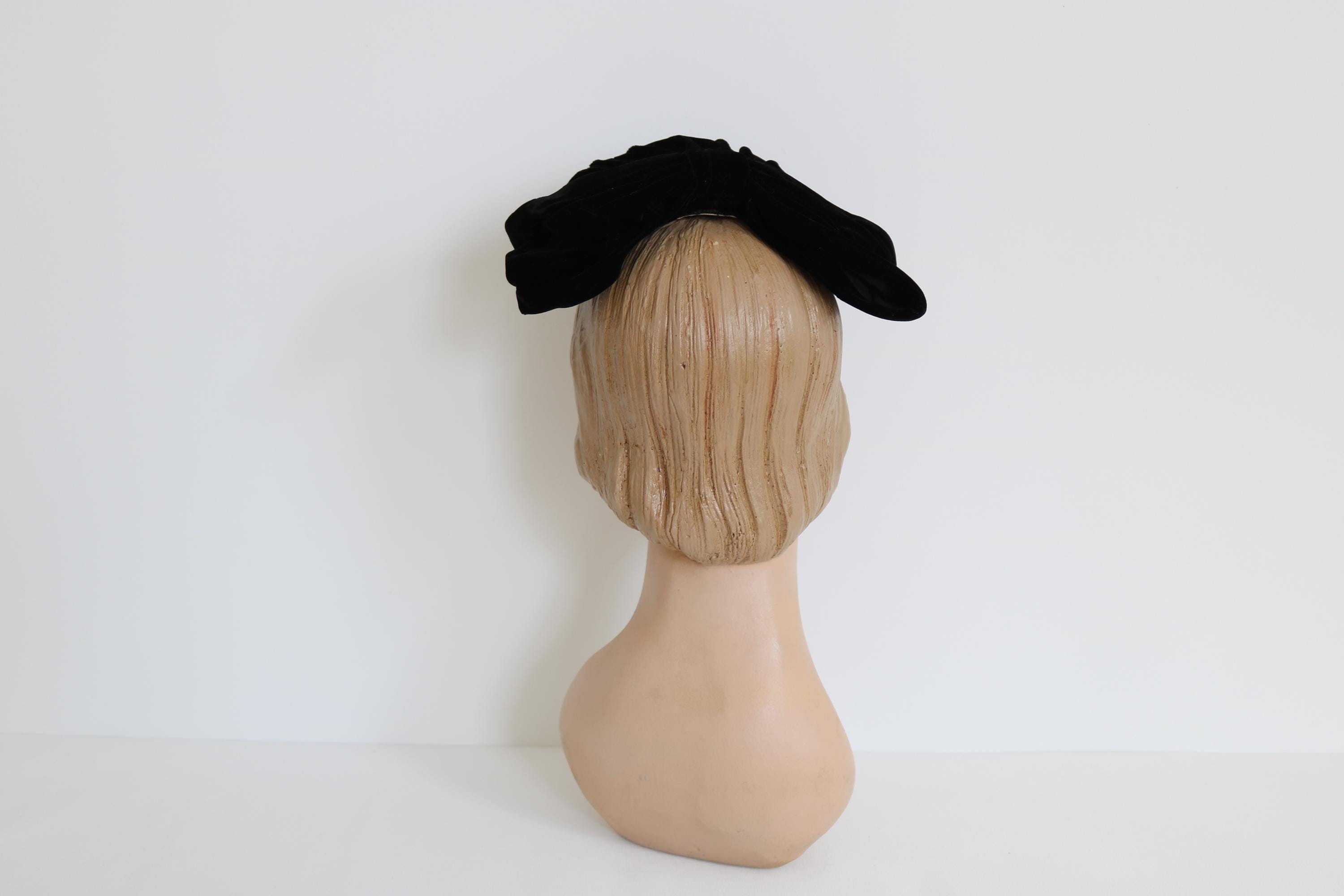 1950s vintage black velvet bow wire headband fascinator Holiday-ready 1960s fascinator! ?This lightweight cocktail  main image 4