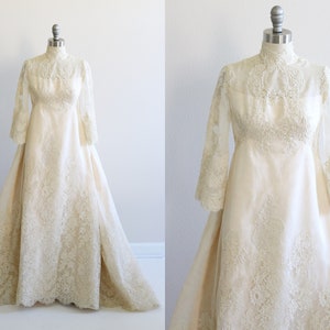 Vintage 1960s Lace Wedding Dress Long Sleeves A Line Princess Wedding Dresses Size XS