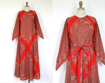 Caftan Kaftan Dress Lounging Robe Lingerie Red Cotton Vintage 1970s  Boho Hippie Mumu Maxi Dress Belted