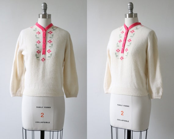 1950s Pullover Pinup Sweater Pink Flowers