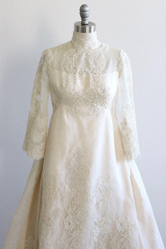 Vintage 1960s Lace Wedding Dress Long Sleeves A L… - image 3