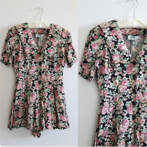 Vintage 1980s Floral Shorts Romper Jumpsuit Shortall Rayon Dark Florals Short Shorts