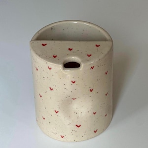 Mug de voyage en céramique fait main avec repose-pouce, demi-couvercle, motif cœur – Convient aux porte-gobelets de voiture image 7