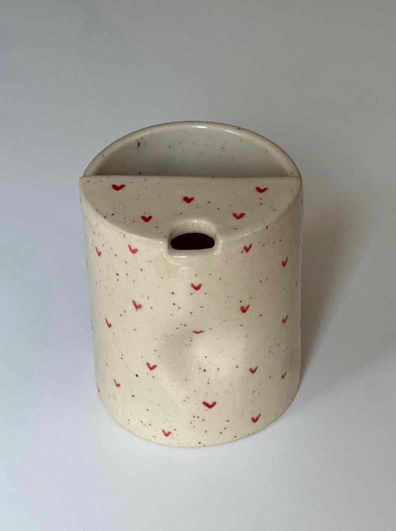 Mug de voyage en céramique fait main avec repose-pouce, demi-couvercle, motif cœur – Convient aux porte-gobelets de voiture image 7