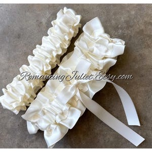 bow garter belt simply® Hybrid 2.3 oz main image 1