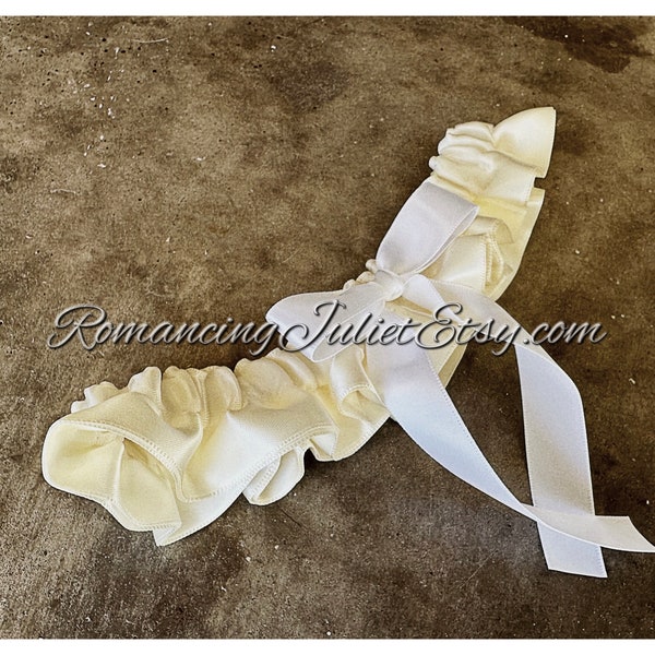 Satin Skirted Satin Bridal Garter in ivory/white