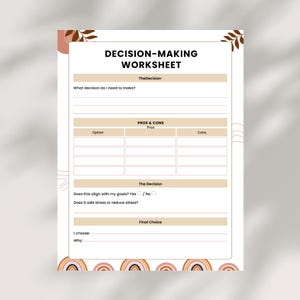 Könnte beinhalten: Ein Arbeitsblatt zur Entscheidungsfindung mit dem Titel "DECISION-MAKING WORKSHEET". Es enthält Abschnitte zur Definition der Entscheidung, zur Auflistung von Vor- und Nachteilen und zur endgültigen Auswahl. Das Design weist eine neutrale Farbpalette mit dekorativen Elementen auf.