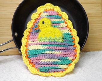 Potholder, Eggstra Potholder with a pocket for the little chick to set in and is double layered. Dish Scrubbie, Easter, Cotton, Hot Pad.