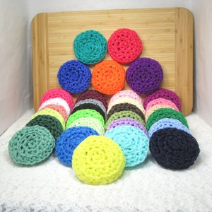 Scrubber Pattern. Scrubbie pattern, scour pad, cleaning aid, kitchen, home, gift.