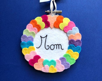 Mini hoop wall decor - I love you mom - send love to your mother, handmade hoop - OOAK by HibouDesigns