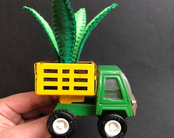 Vintage planter series - mini vintage Buddy L. farmer truck 60/70s with hand sewn felt plant - original art by HibouDesigns