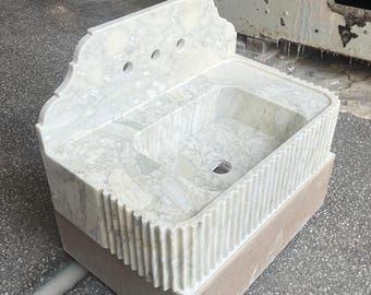 Hand Carved Calacatta Viola Monet Marble Wall Sink: Luxury Bathroom Renovation