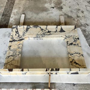 Calacatta Viola Marble Fireplace Surround, Hand Carved Mantel, Custom Stone Screen, Luxury Interior Decor, Natural Marble Design