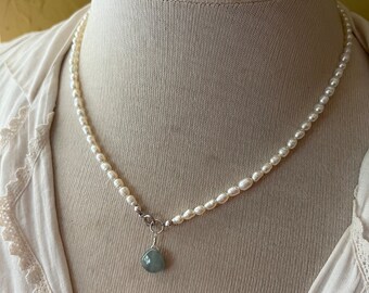 Freshwater pearl necklace with Aquamarine drop