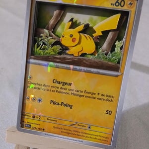 Pokemon: pikachu  carte Shadowbox