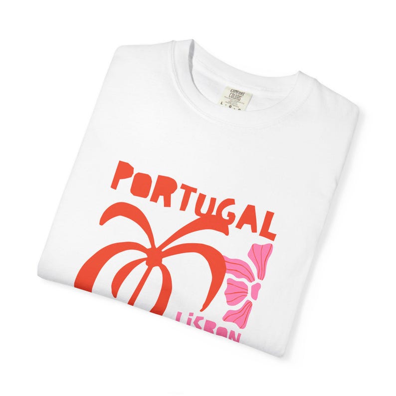 Chemise sardines du Portugal conserves de sardines de poisson TShirt petite-fille côtière tomate fille palmier océan style inspiré style côtier vintage image 5