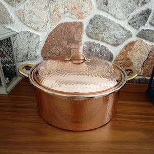 Handmade Tin-Lined Copper Pot with Lid: Traditional Turkish Cookware