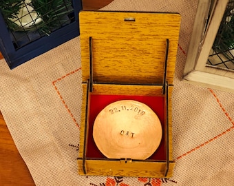 Prato de cobre personalizado com caixa de presente de madeira: lembrança de aniversário