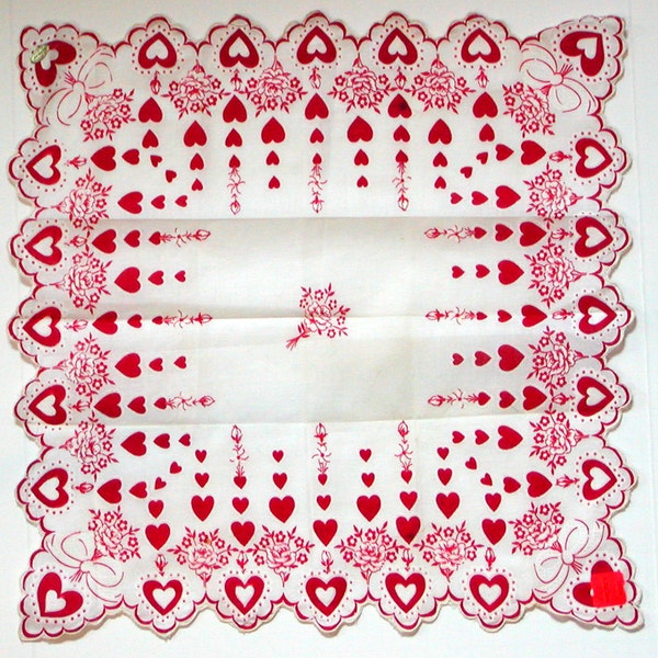 Vintage // VALENTINE'S HEART HANKIE // Ladies Cotton Handkerchief // Scalloped Edges // 1970's // Unused with Tags // Hawkins Jr Dept Store
