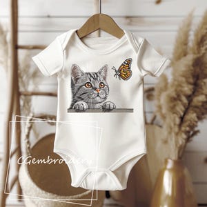 Cat Embroidery Design, Cat and Butterfly Embroidery, Cat Peeking Cat Lover Gift, Funny Cat Mom Machine Embroidery Pattern, Cute Cat Kitten