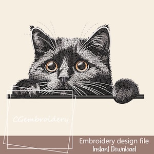 Peut inclure: Motif de broderie d'un chat noir et blanc aux yeux ambrés, regardant par-dessus un rebord noir. Le design comprend le texte "CGembroidery" et "Embroidery design file Instant Download".