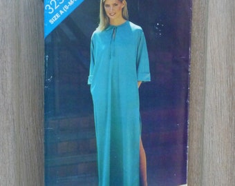 Butterick See & Sew 3258 Maxi Caftan UNCUT, Miss Size S, M, L