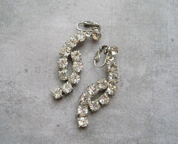 Vintage Dangle Rhinestone Earrings, Clip Ons, Exc… - image 5