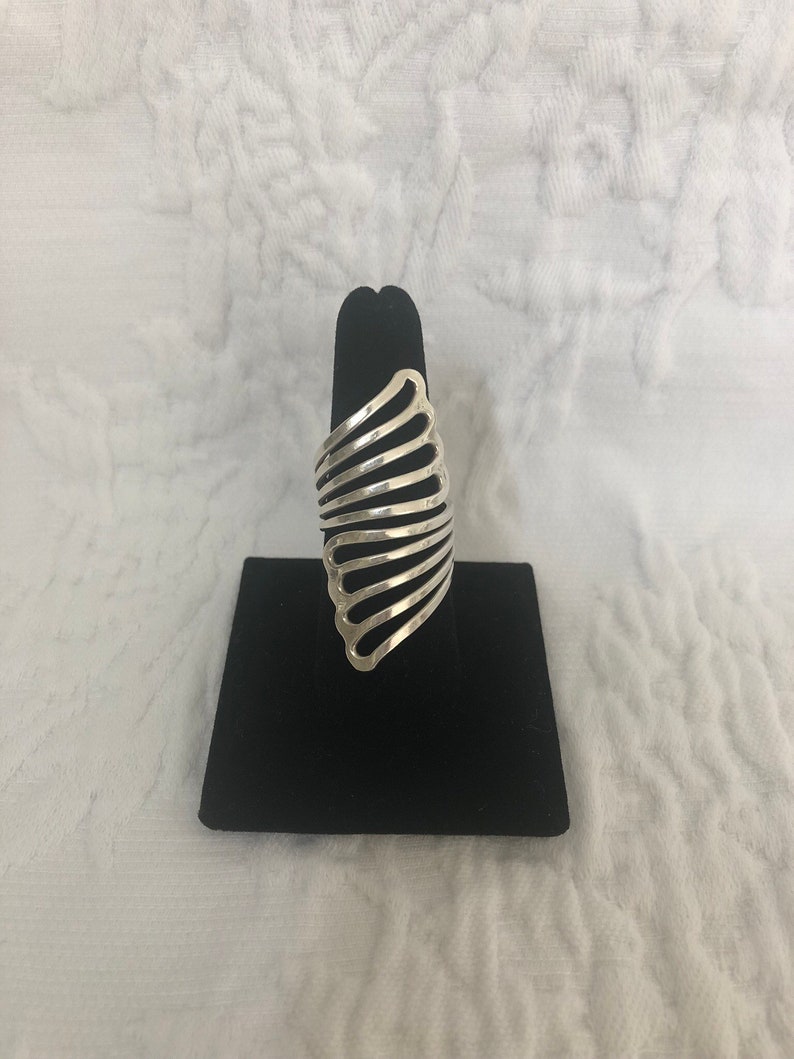 9 FREE SHIPPING Vintage Sterling Silver Wrap Ring Statement Ring Sz