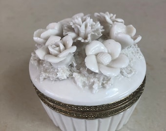 White Porcelain Vanity Box Flowers