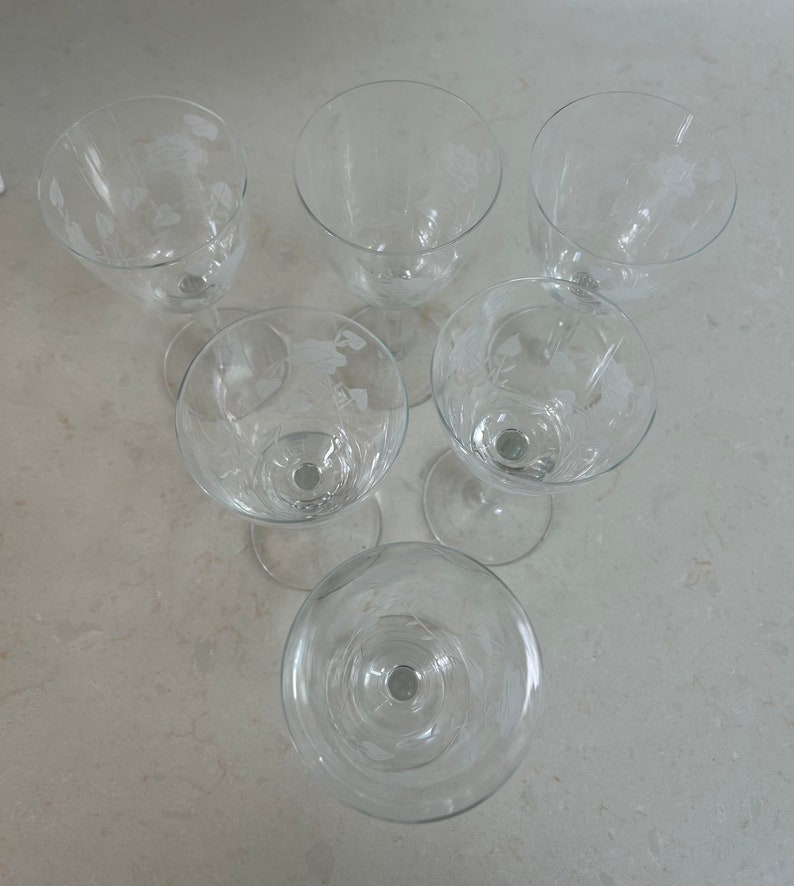 Set of 6 Vintage Etched Wine Beverage Glasses Stemware image 4