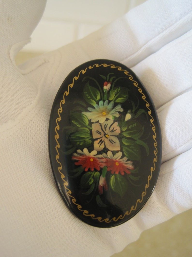 Vintage Brooch Pin Glove Pin Hat Pin Scarf Pin Hand Painted Black Lacquer Mother of Pearl Russia image 2