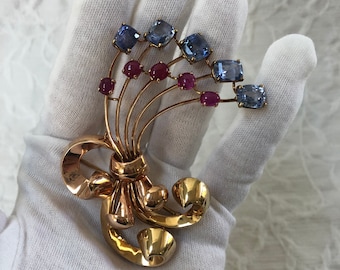 1940s Large Ribbon Spray Brooch 18k Rose Gold Set With Rubies and Pale Sapphires Exquisite