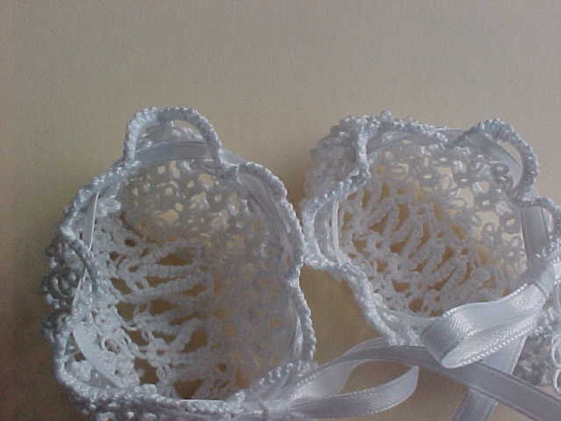 Tatted White Baby Booties by Dove Country Tatting