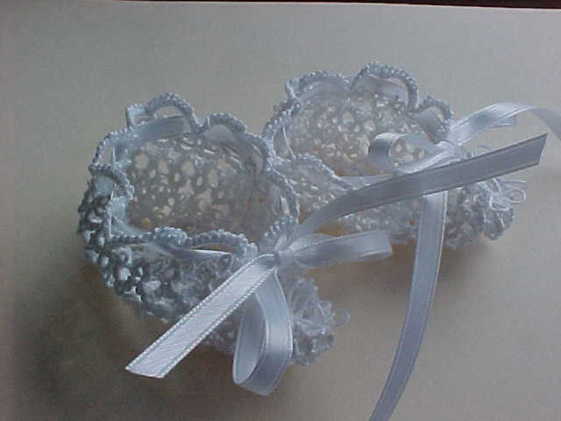 Tatted White Baby Booties by Dove Country Tatting