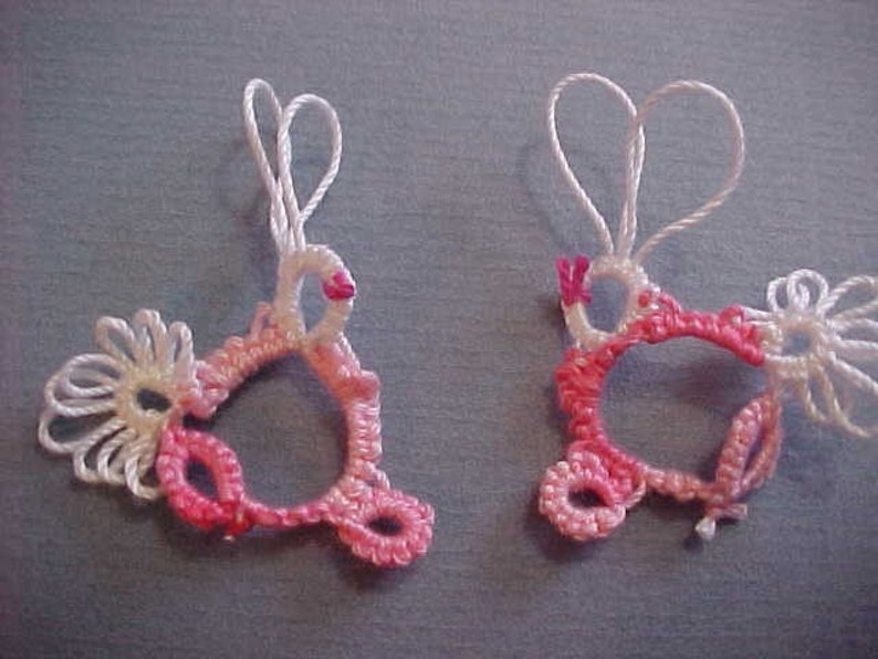 4 Tatted Bunnys by Dove Country Tatting