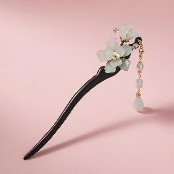 翡翠の花のヘアピン：パールと黒檀の木製アジアンヘアアクセサリー｜ブライズメイドギフト