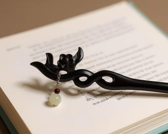 Forcina per capelli in legno, fermaglio per capelli a forma di fiore intagliato con ciondolo in giada e argento, forcina per capelli cinese fatta a mano