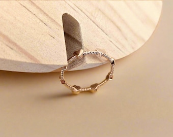 14K Solid Gold Handmade Ring Band with Mini Hearts