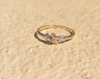 14K Solid Gold Small Flower Ring Band with CZ Stone