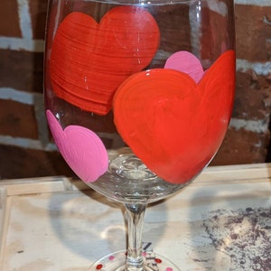 Valentines Hearts wine glass (one)