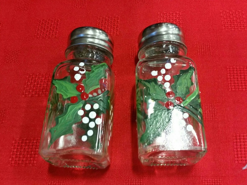 Holiday Holly Salt and Pepper Shakers Etsy UK