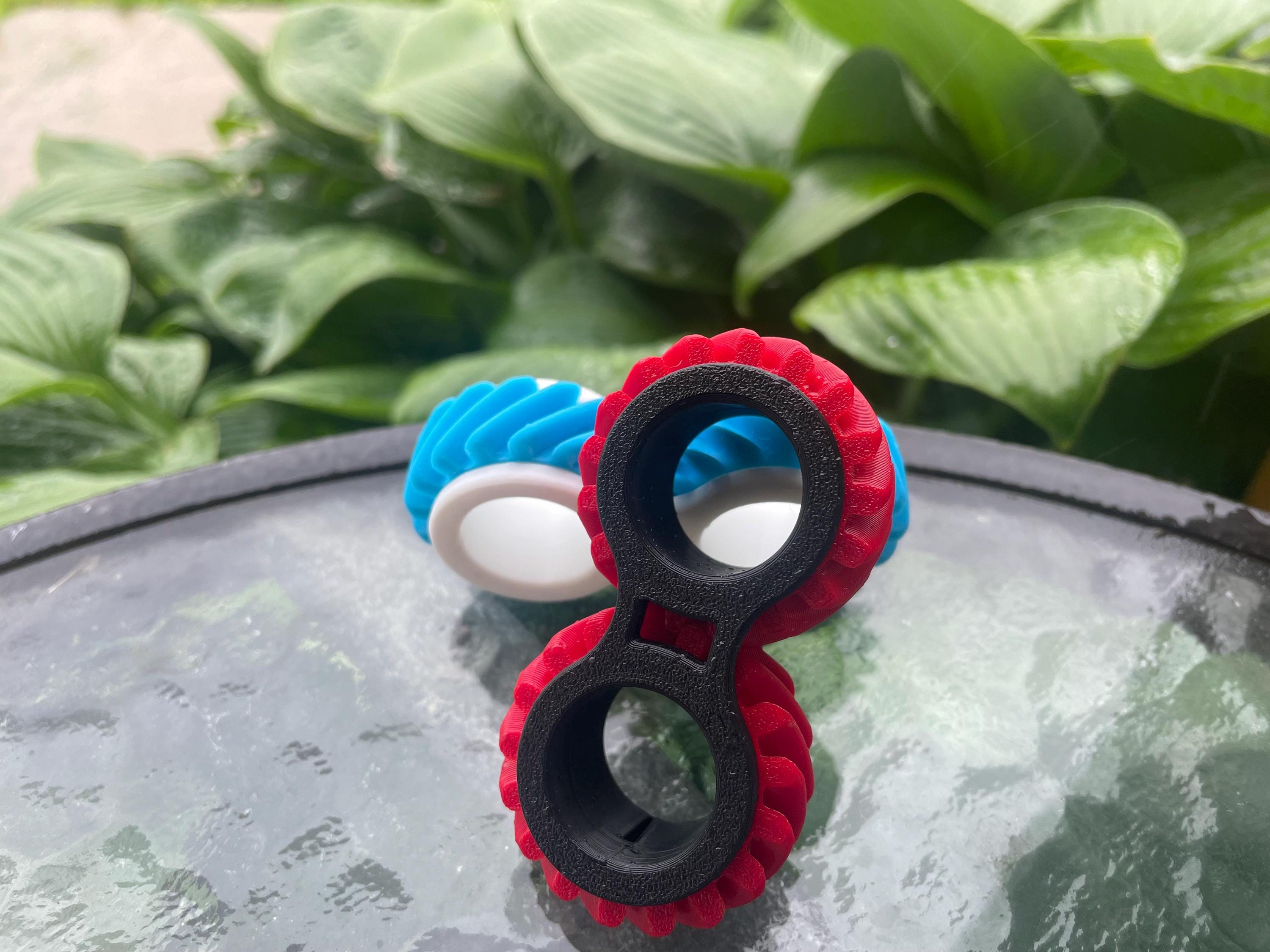 Fidget Gear X2, the adult sized stress and fidget toy