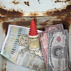 Fallout-Inspired Wonderglue Prop | 3D Printed Post-Apocalyptic Decor | Gamer Shelf Display | PatriotPixel