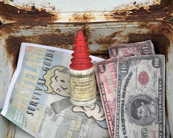 Fallout-Inspired Wonderglue Prop | 3D Printed Post-Apocalyptic Decor | Gamer Shelf Display | PatriotPixel