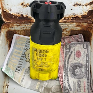 Fallout Fusion Core Prop | Weathered 3D Printed Power Cell Replica | Wasteland Decor & Cosplay | PatriotPixel