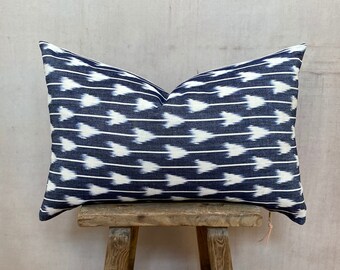 14x22 Guatemalan Ikat Pillow // Boho Pillow // Indigo Blue Ikat // Tribal Pillow