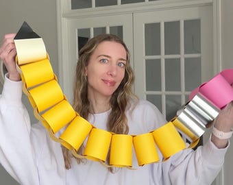 Pencil chain garland
