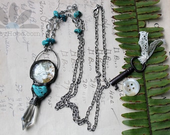 Collier empilé soudé - lustre en cristal, pierre turquoise, galet de verre technique mixte, perles de verre, fait main, argent vieilli, bijoux