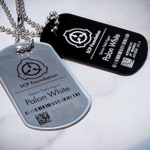 Targhetta identificativa personalizzata per agente della Fondazione SCP, per collana o portachiavi, argento o nero