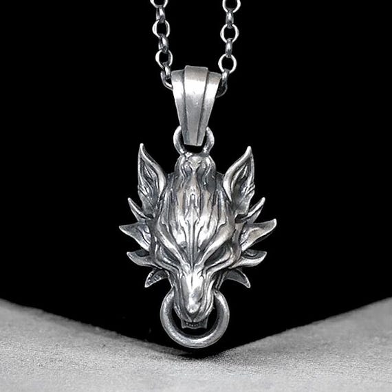 Final Fantasy 7 Cloud Wolf Head Pendant - Oxidized 925